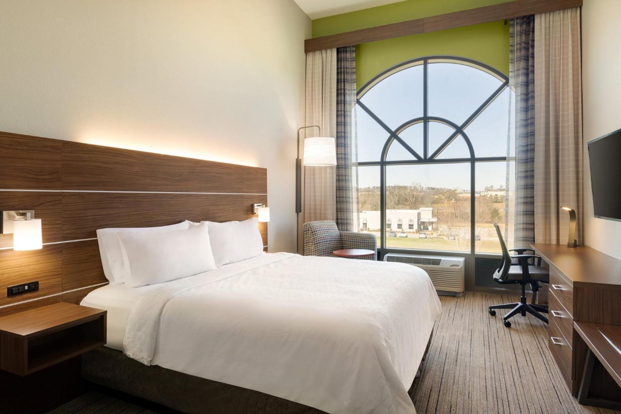 Holiday Inn Express Hotel & Suites Opelika Auburn By Ihg מראה חיצוני תמונה