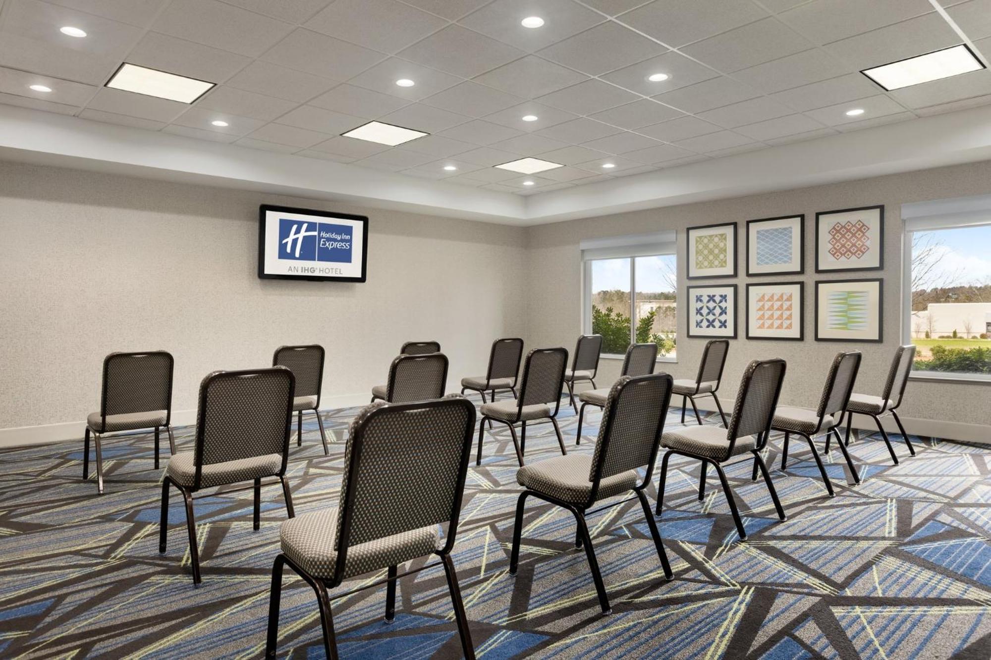 Holiday Inn Express Hotel & Suites Opelika Auburn By Ihg מראה חיצוני תמונה