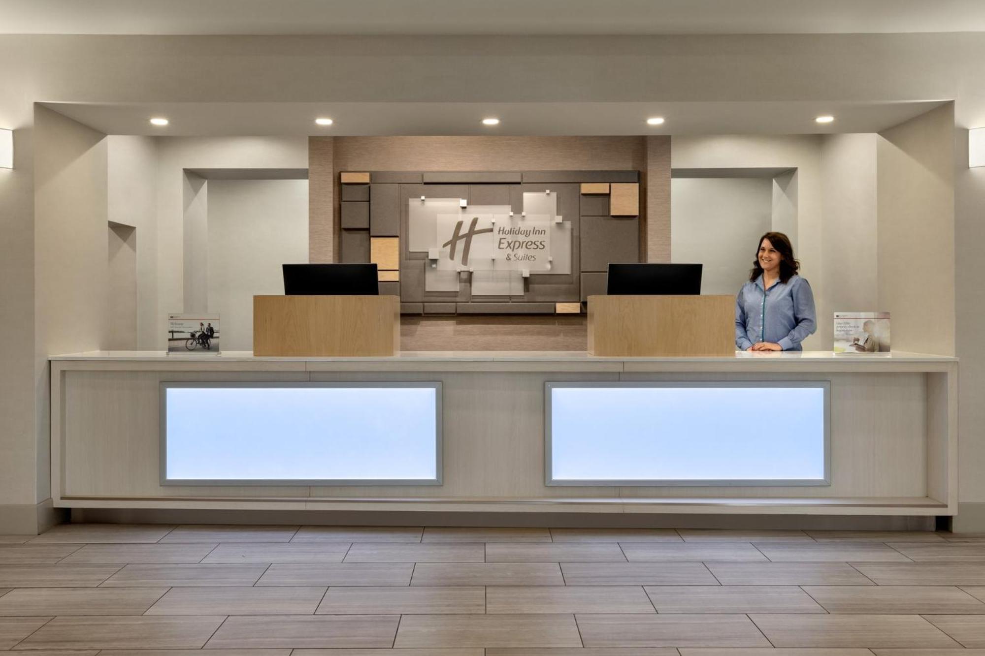 Holiday Inn Express Hotel & Suites Opelika Auburn By Ihg מראה חיצוני תמונה